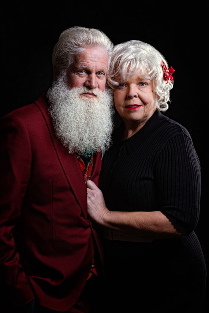 Santa Boe and Mrs. Claus from St. Paul and Minneapolis, Minnesota or Twin Cities metro area.